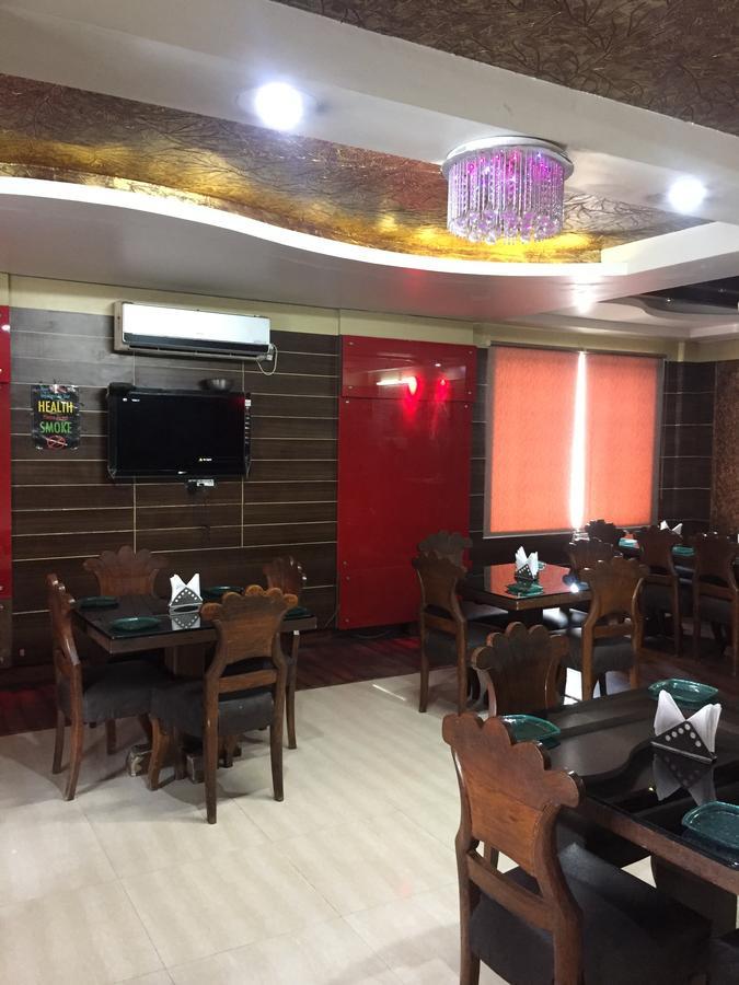New Karan Hotel Jammu Exterior foto