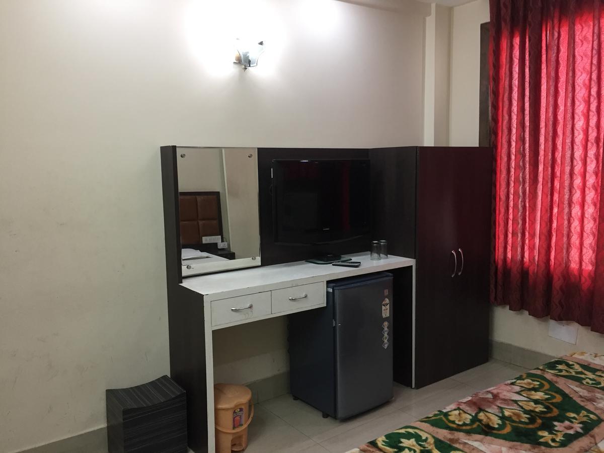 New Karan Hotel Jammu Exterior foto