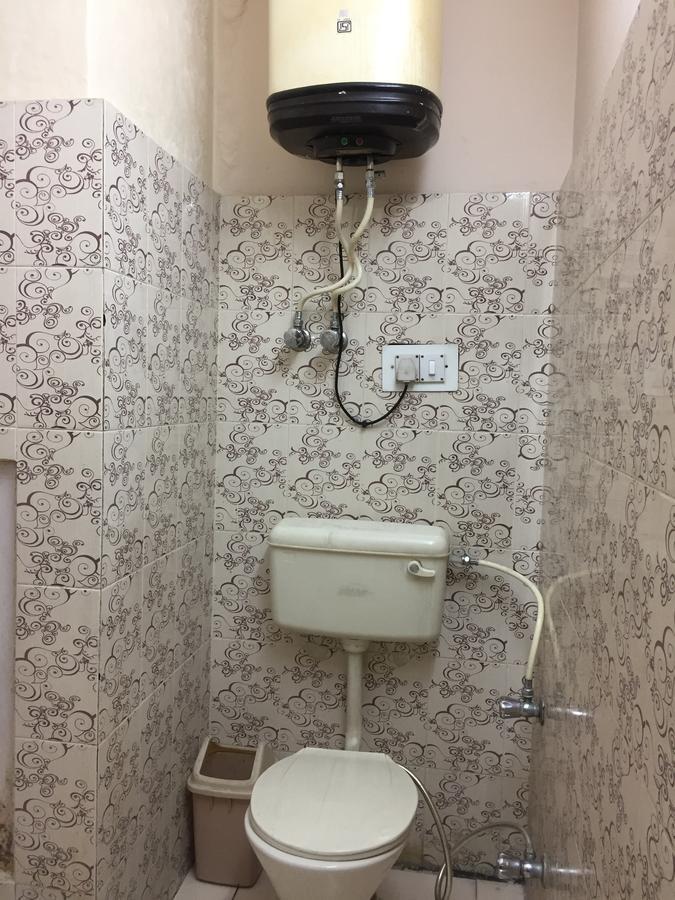 New Karan Hotel Jammu Exterior foto