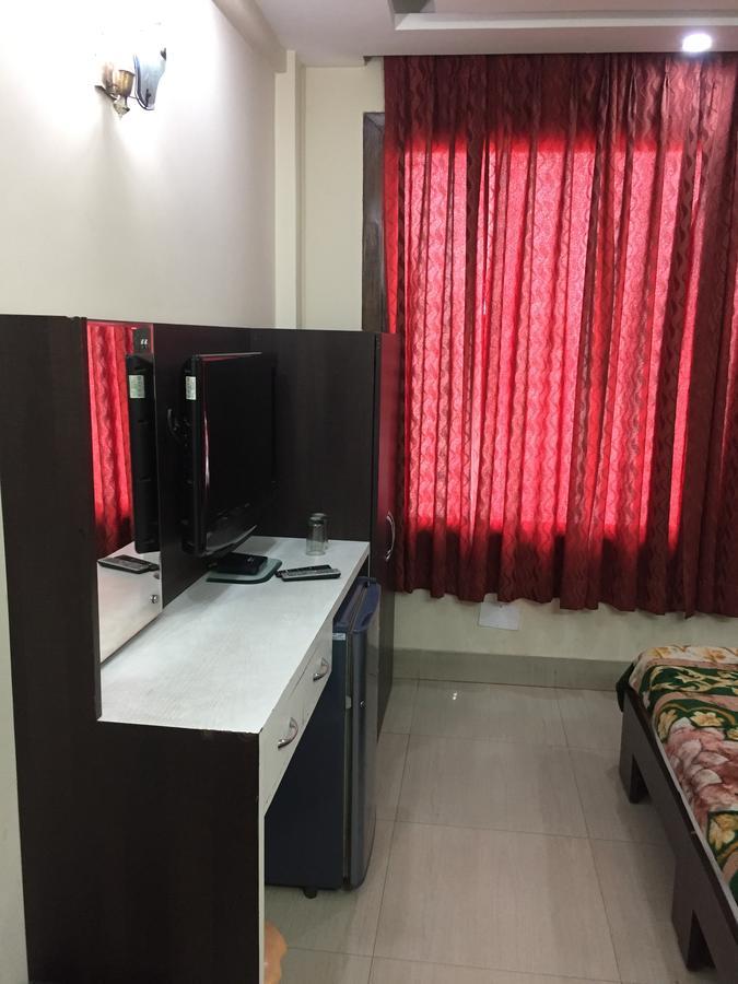 New Karan Hotel Jammu Exterior foto